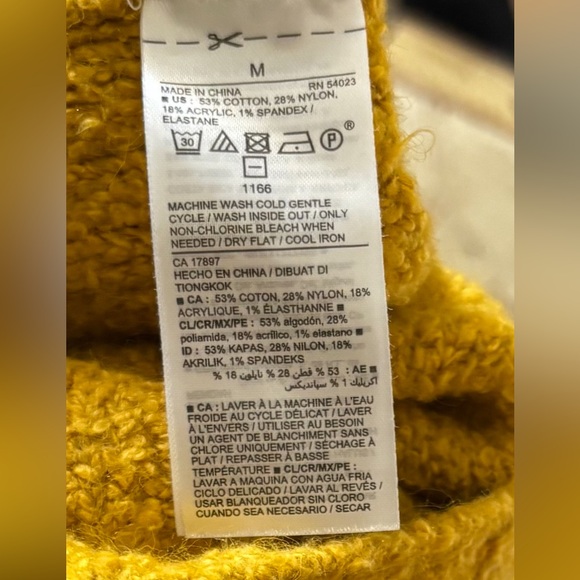 Old Navy Sweaters | oversized |Yellow Sweater size M - Picture 6 of 6